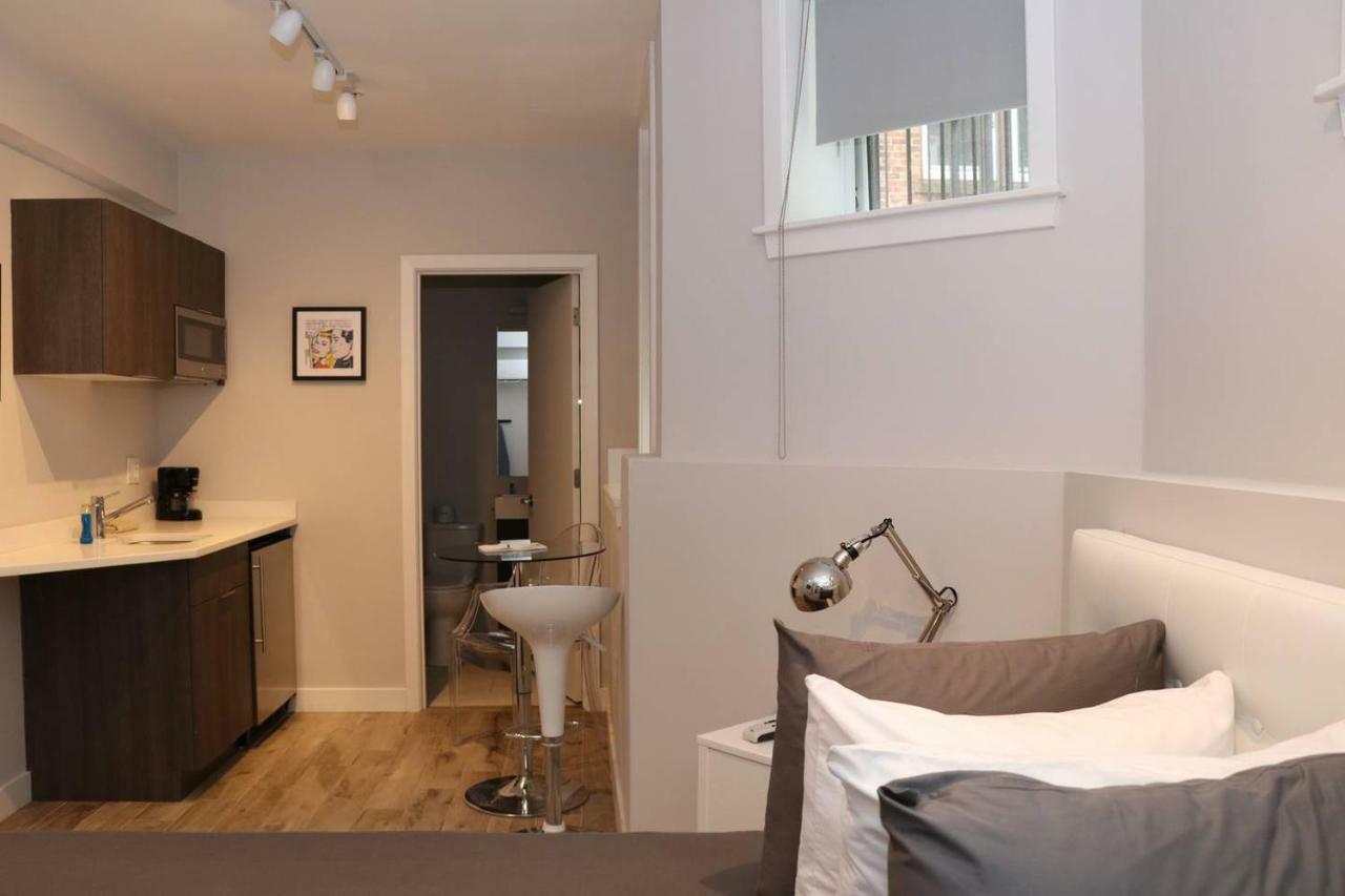 A Stylish Stay W/ A Queen Bed, Heated Floors.. #3 Brookline Luaran gambar